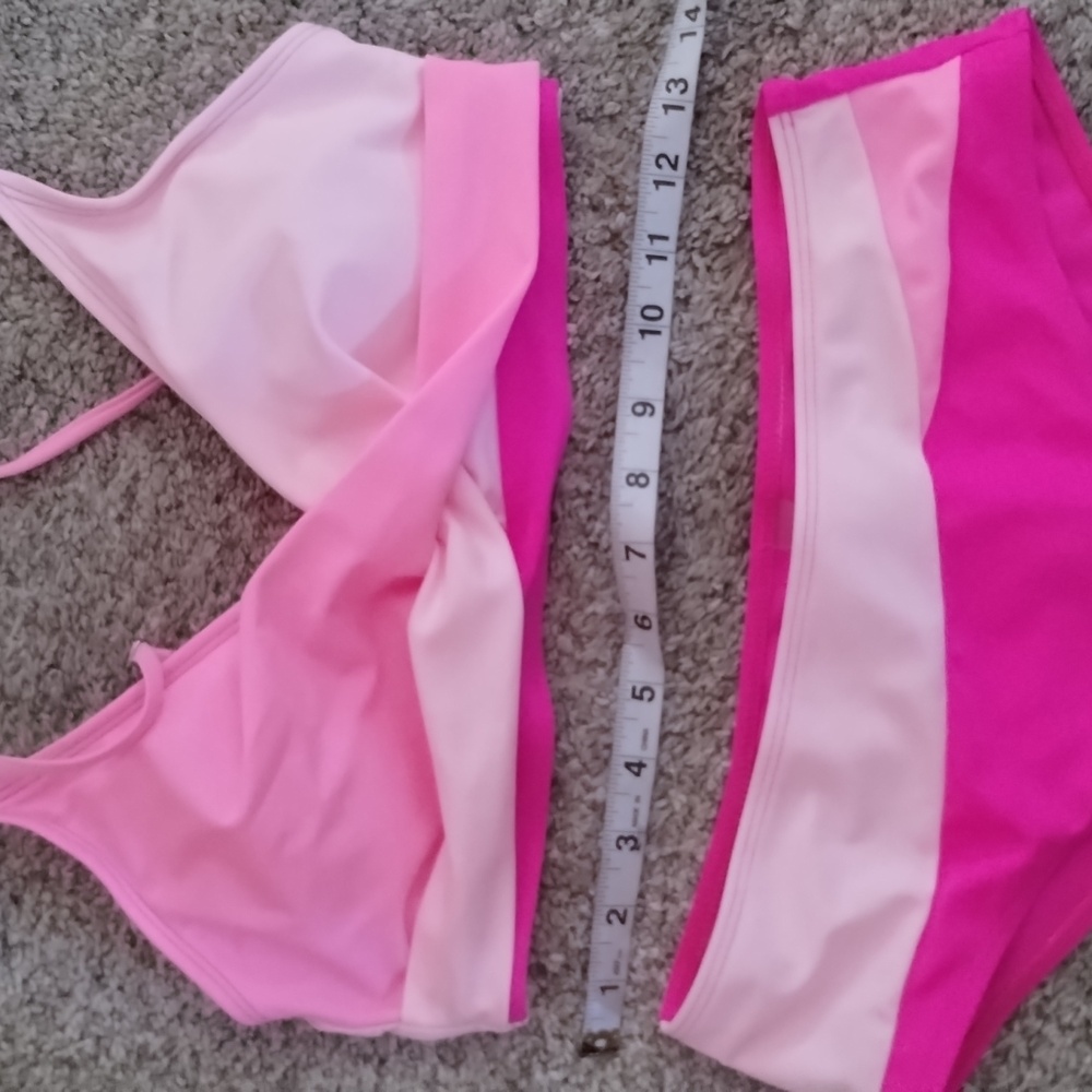 Bikini Set - Picture 3 of 5